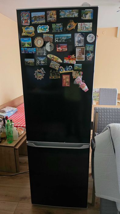 Комбиниран хладилник-фризер немски