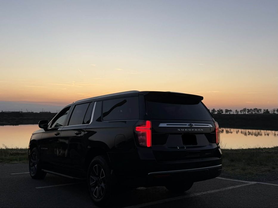 Chevrolet Suburban 5.3 v8 full black