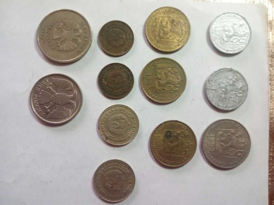Продаю разные монеты