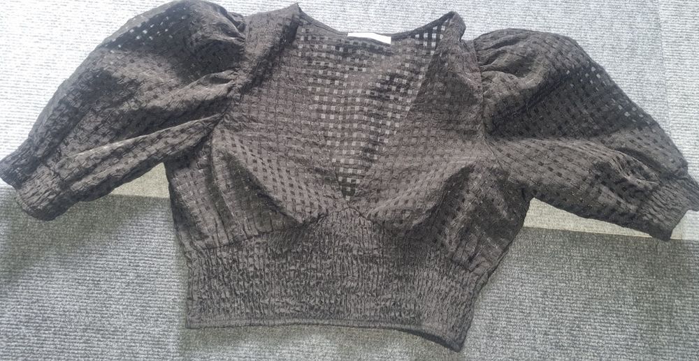 Дамски топ и рокля