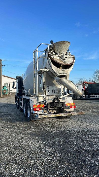 Autobetoniera Volvo FMX 460cp cu mixer Putzmeister 9 mc