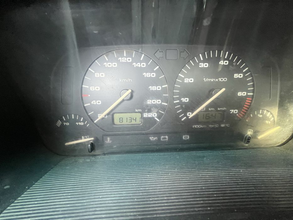 продам гольф 3  на разбор