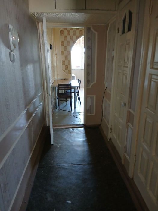 Ориентир Афсона кафе 
4-х комнатная