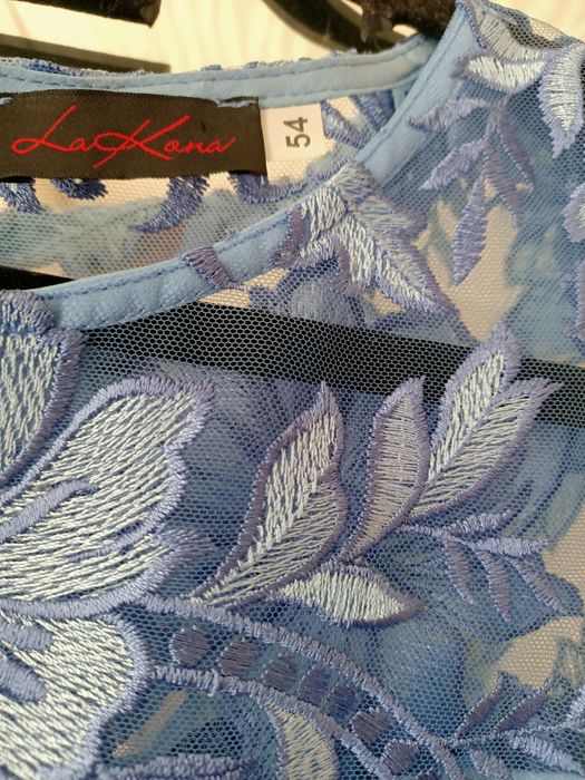 Срочно продам новое платьее