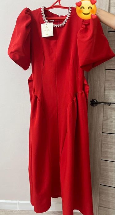 Продам новое платье