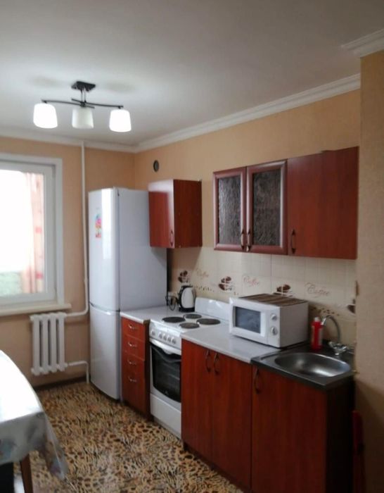 Сдам 2х комнатную посуточно