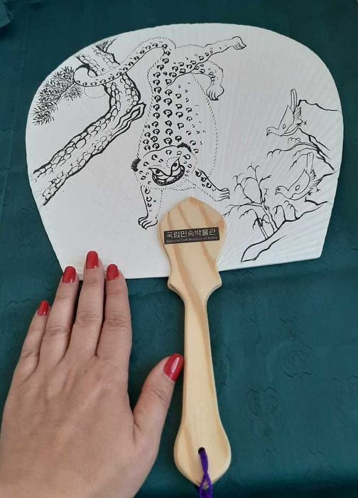 Колекционерски метални и каменни фигурки от различни държави