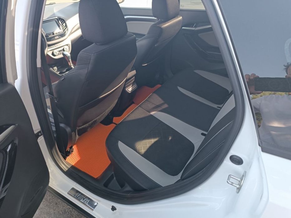 Продается Lada vesta sw cross 2020