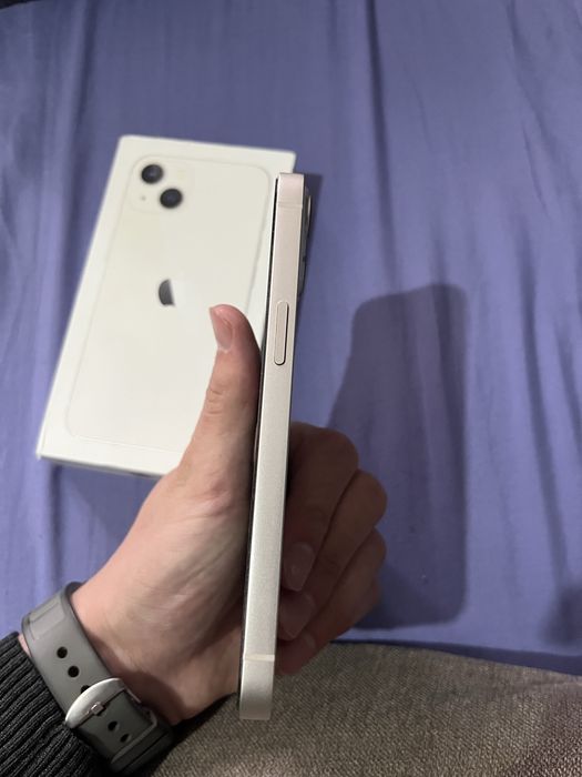 Продаю айфон 13 на 128 гб