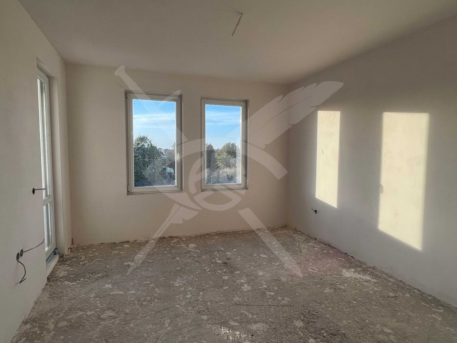 Продава се Къща в Пловдив, Коматево - 730 кв.м за 600 €/кв.м - Снимка #3