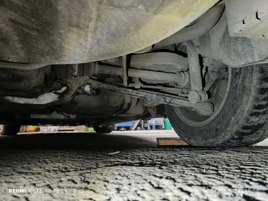 BMW 320, 2.0 136 к.с. на части