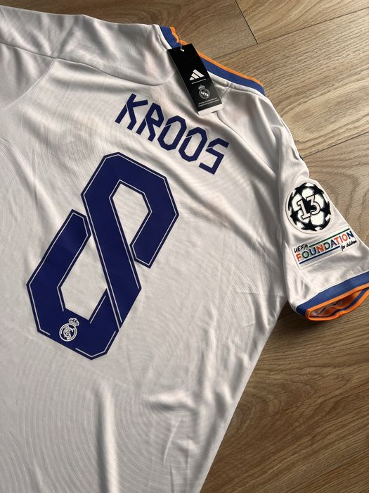 Tricou de fotbal Real Madrid Adidas marime M cu Toni Kroos 8 finala Champions League 2022