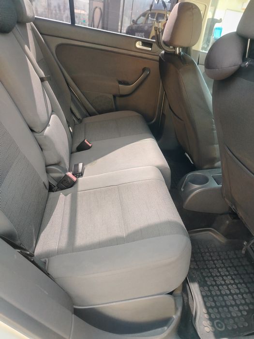 Golf 5 Plus 1,6 benzină +GPL