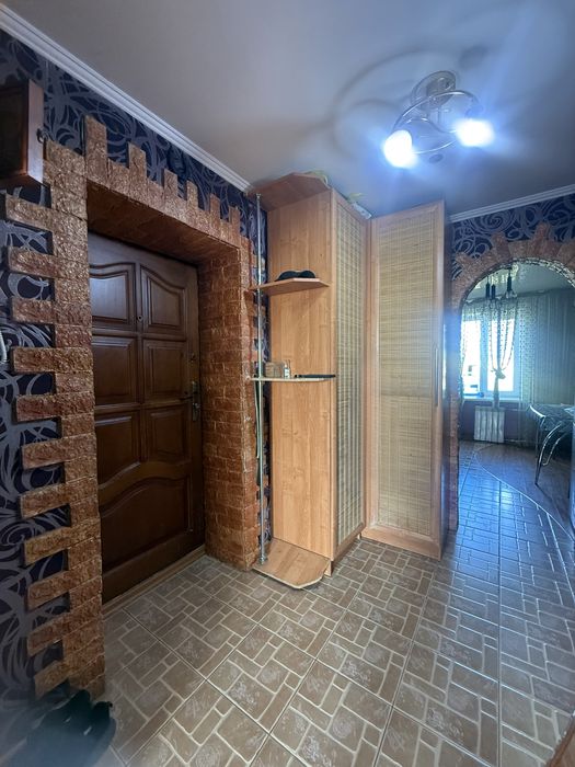 Продам 4х комн. Квартиру