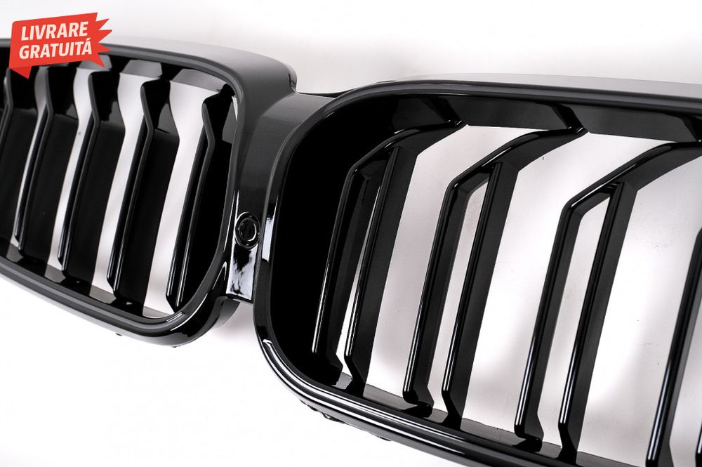 Grile Centrale cu LED BMW Seria 5 G30 G31 (2017-2019) Negru Lucios