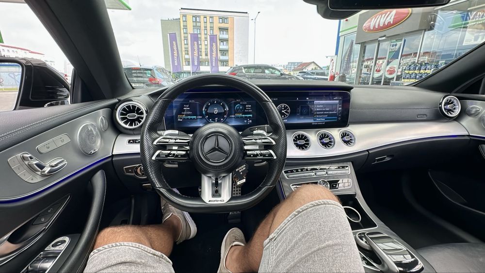 Mercedes-Benz // E class Coupe // 220 d