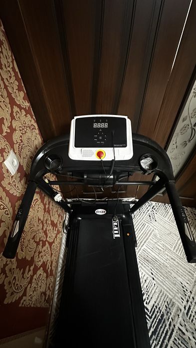 Продается беговая дорожка