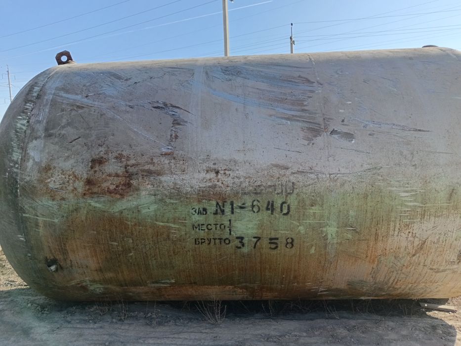 Продам ёмкости 20 куб эмаль