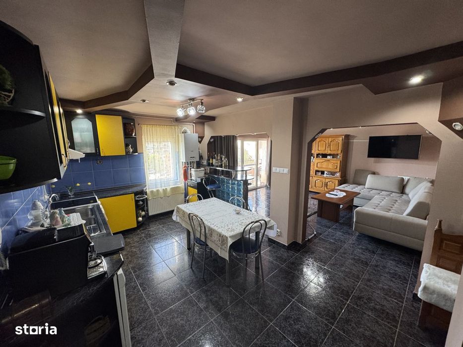 Apartament cu 4 camere, 90 mp, et. 3 din 4, Bld. Sanatatii, Micro 16 — fotografia 1