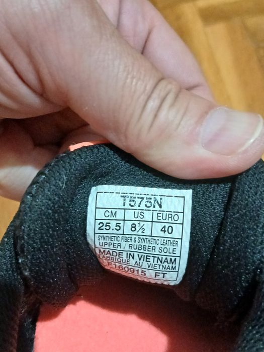 Маратонки ASICS Намаление