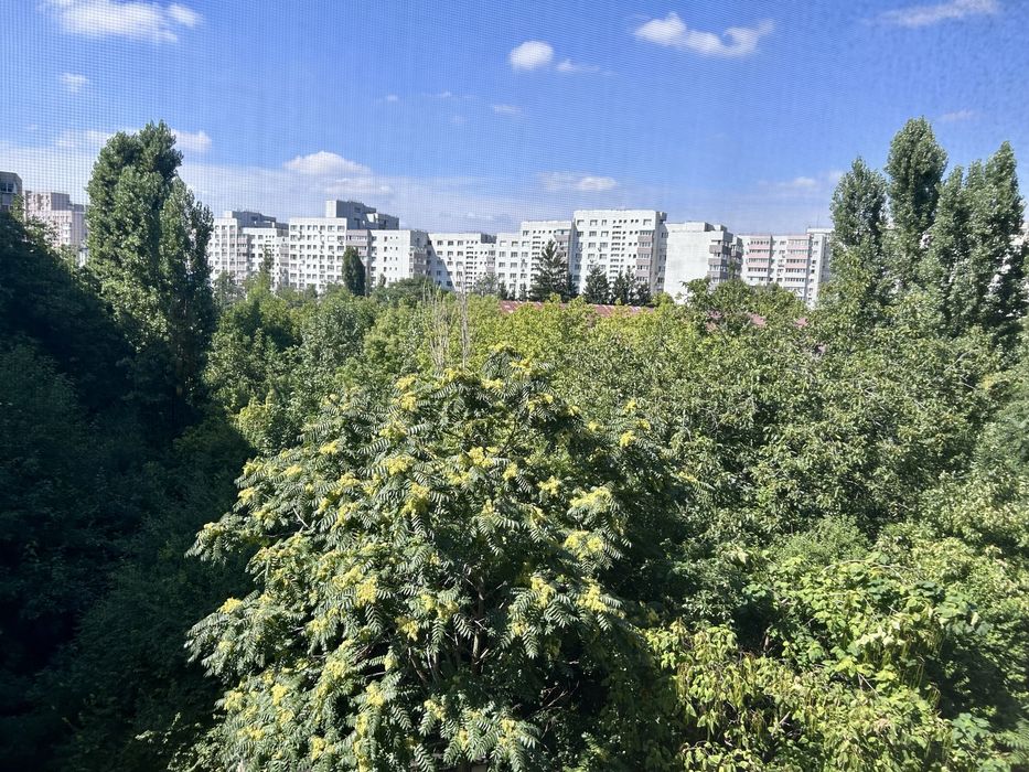 Apartament 3 camere de vanzare – Piata Gorjului, Str. Moinesti – Direct proprietar — fotografia 3