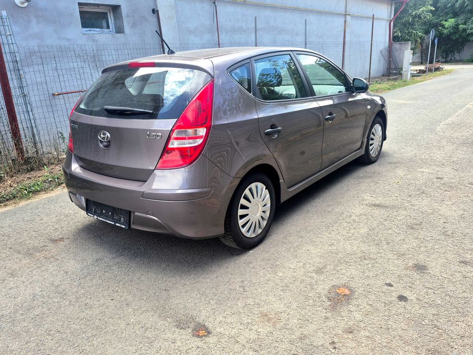 Hyundai i30 1.4 MPI Benzină 109 CP – Euro 5 – 2011