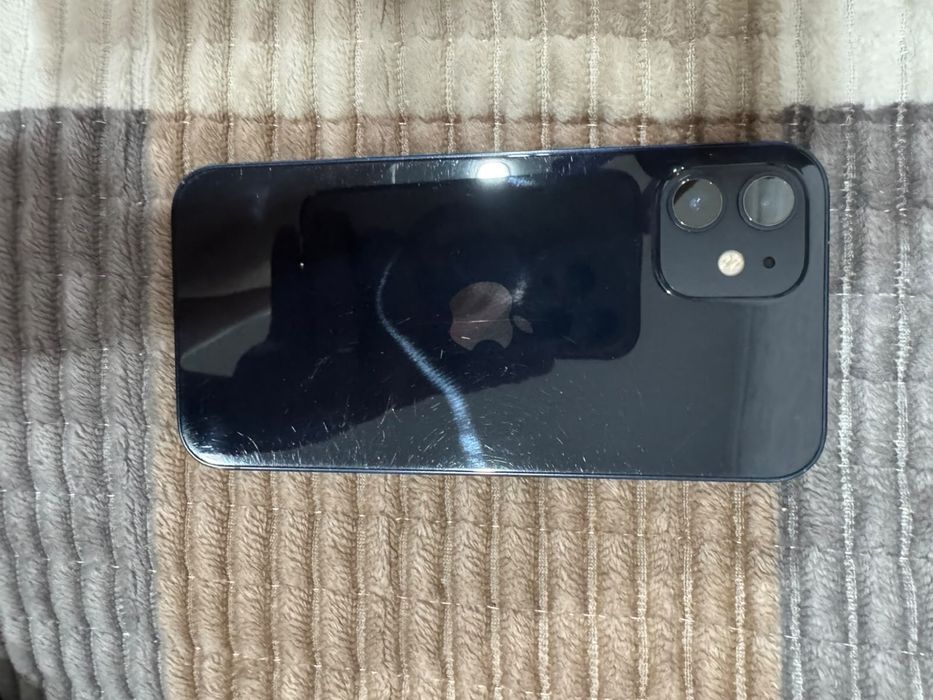 Продам iphone 12 или обменяю