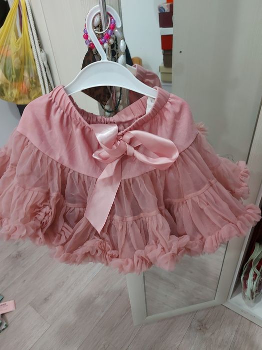 Продам наряды для девочки