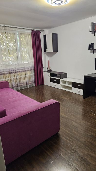 Direct proprietar- Garsoniera zona Trapezului de inchiriat