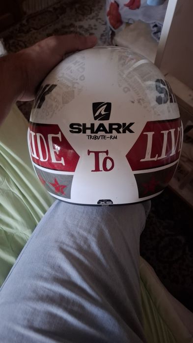 Shlem shark sotiladi