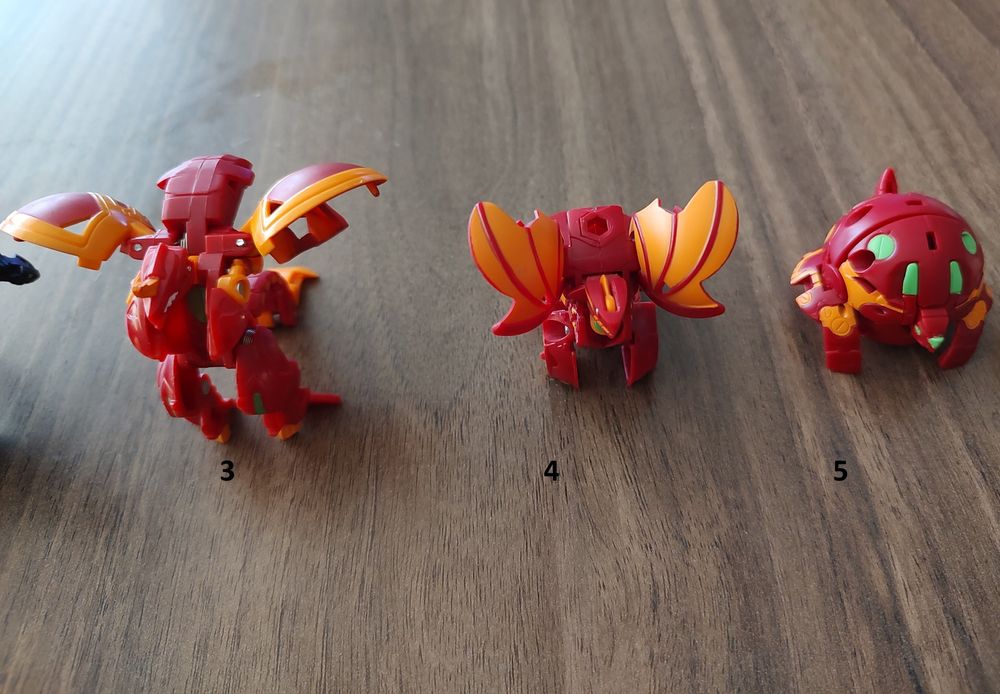 Бакуган топчета различни видове