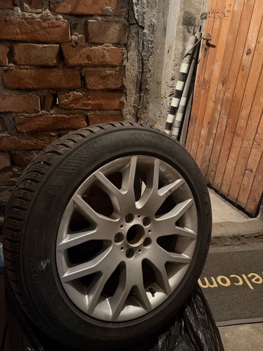 BMW Cross Spoke Style 177 19” – джанти със зимни гуми + фланци и болтове (E70)