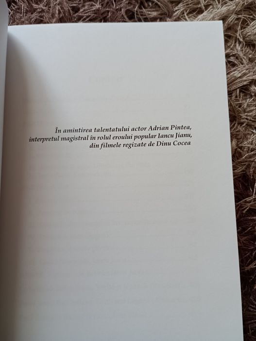 Vând cărți bune de istorie