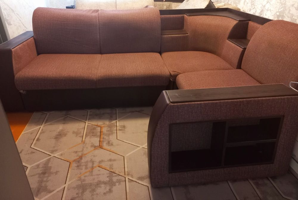 Продам раздвижной диван