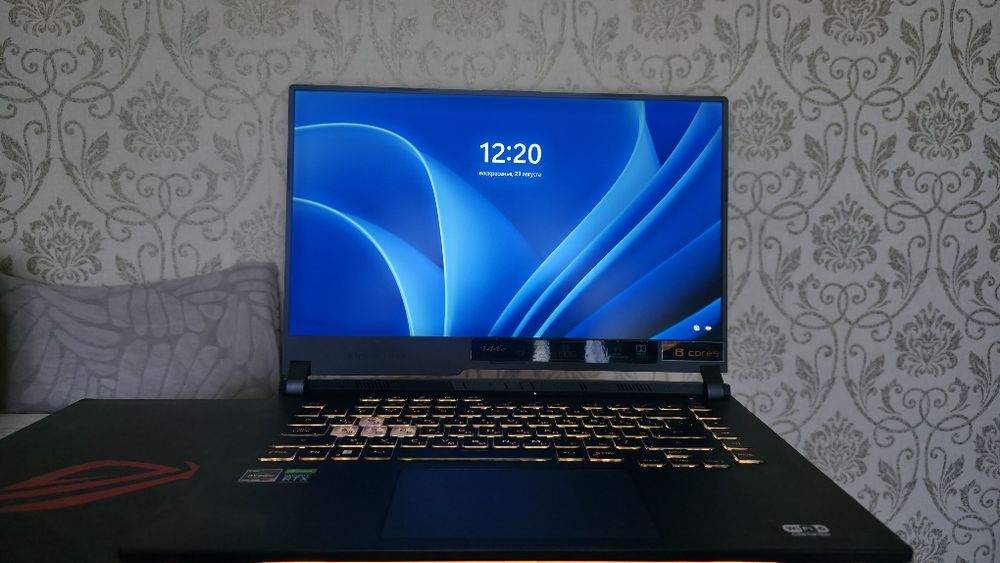 Игровой ноутбук Asus Rog Strix