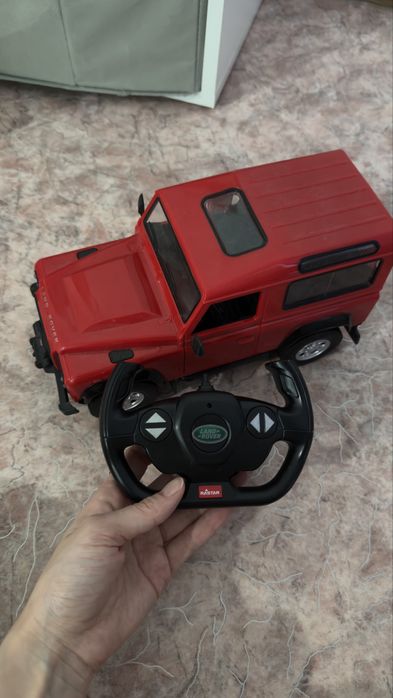 Радиоуправляемая машинка