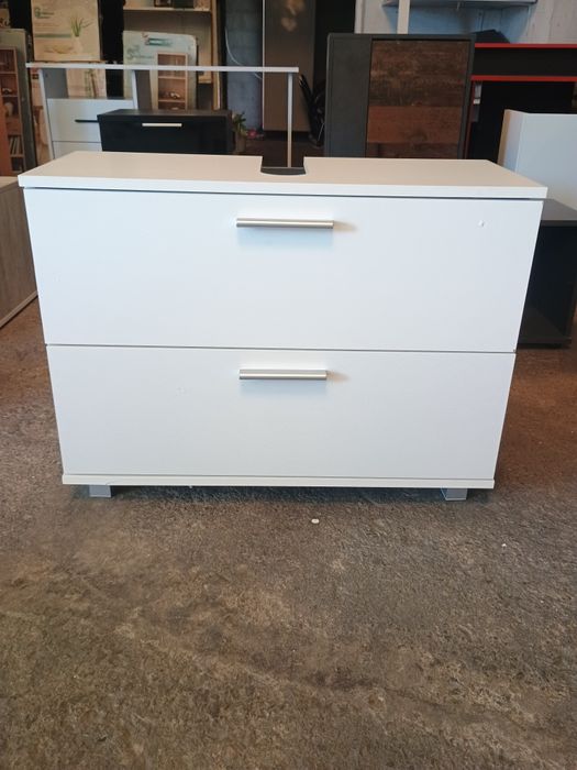 Шкаф за подмивка