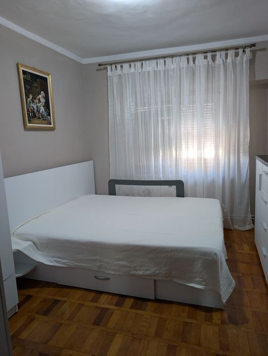 Apartament 4 camere