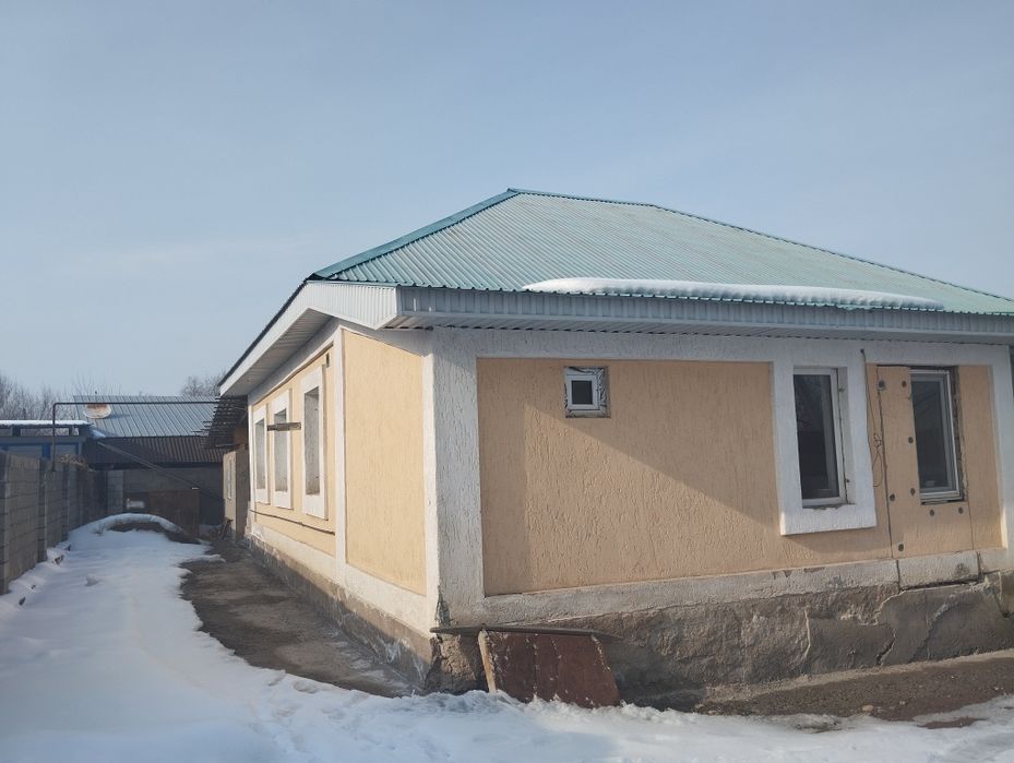 Продам дом в центре Каскелена