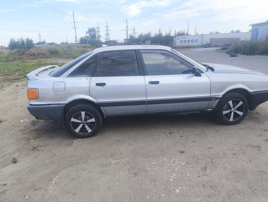 Продам Ауди 80 б3