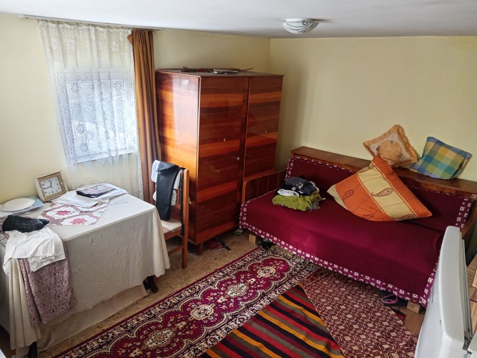 Teren Intravilan +casă