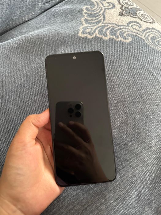 Продаю Xiaomi Redmi Note 12