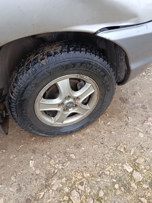 Продава се на Части Hyundai Sante Fe