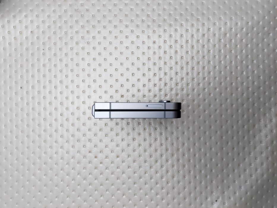 Продам galaxy flip 6 12/256
