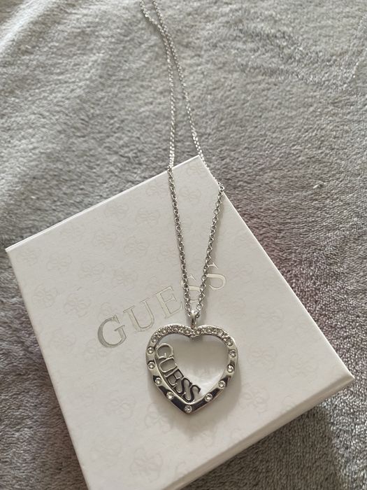 Lant lung Guess cu cutie