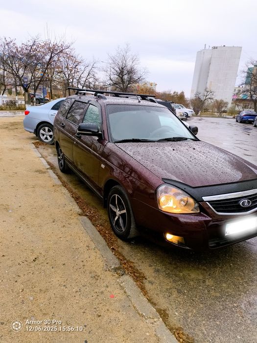 Прдам. Лада Приора универсал Ваз 2171