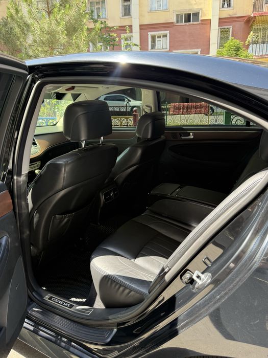 Genesis 3.8 Atmo V6 Mator Luxury Korean Car