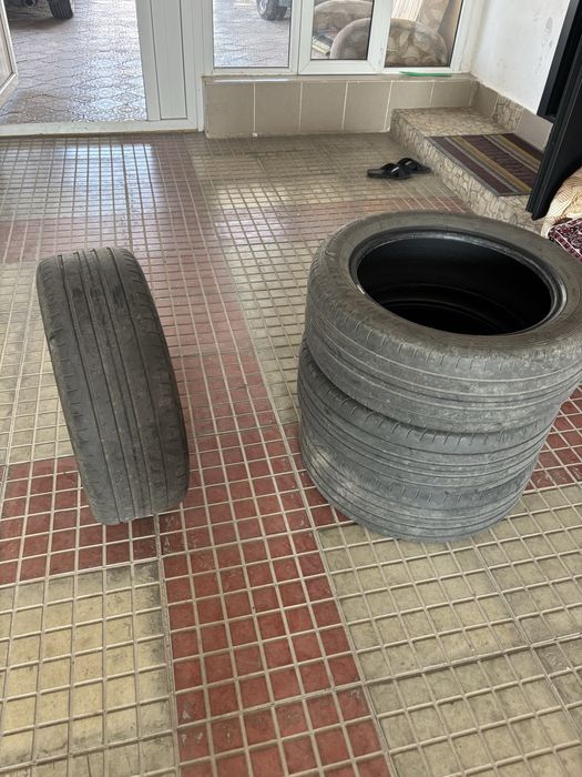 Шины good year 215/55/17