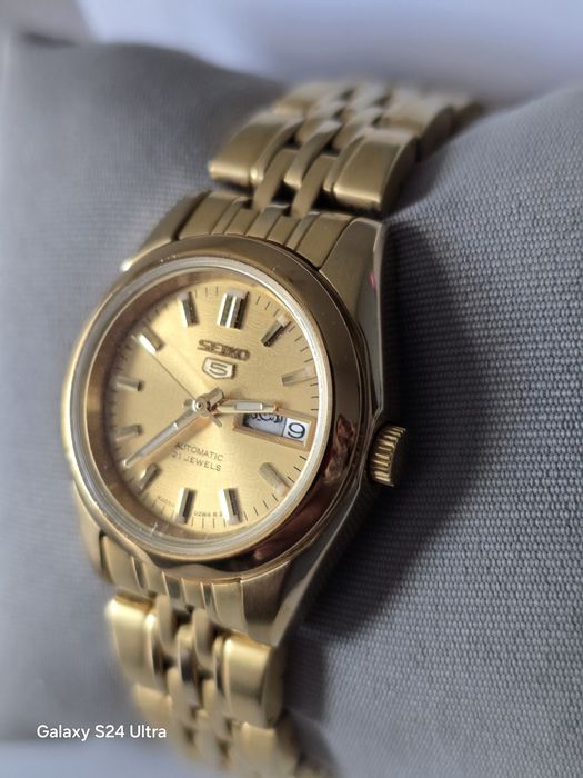 Часовник SEIKO Automatic, Water Resist