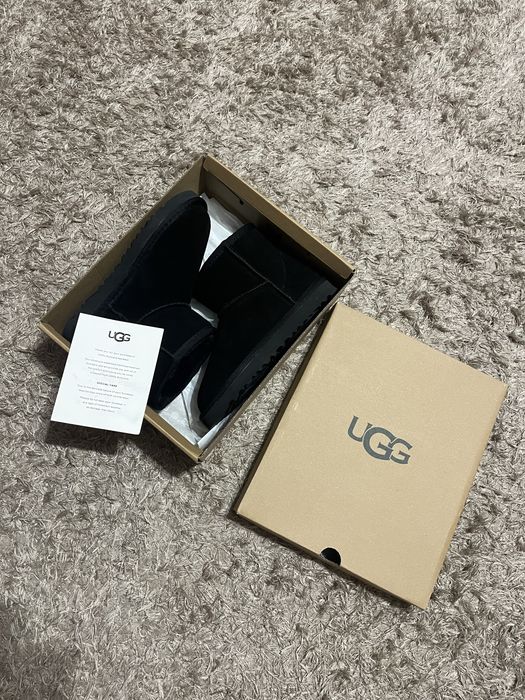 UGG Mini II Chestnut black